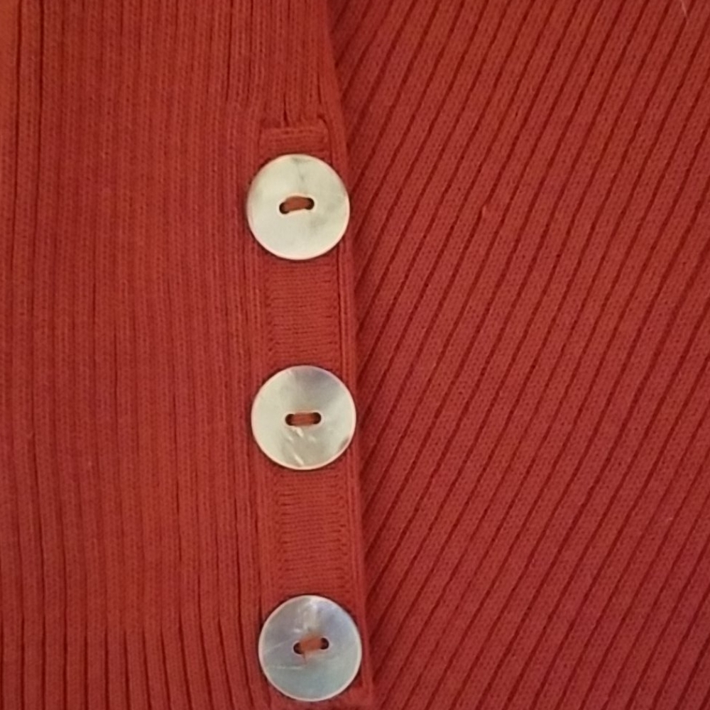 Orange sweater - Picture 3 of 5